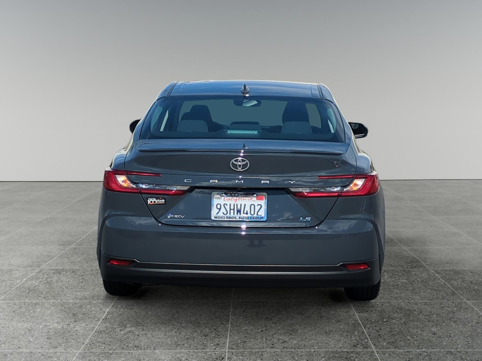 2025 Toyota Camry LE photo 4