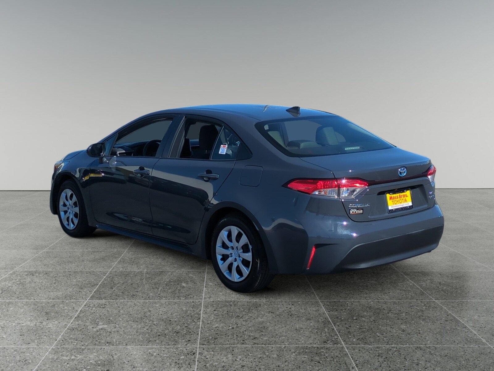 2025 Toyota Corolla Hybrid LE photo 3