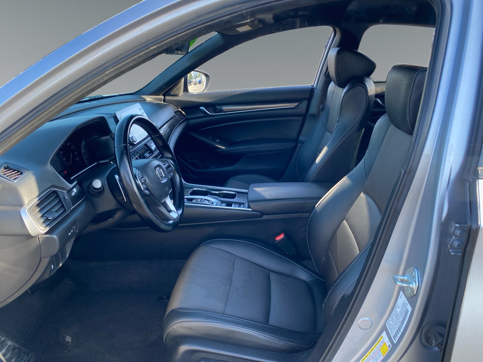 2022 Honda Accord Hybrid Sport - Photo 9