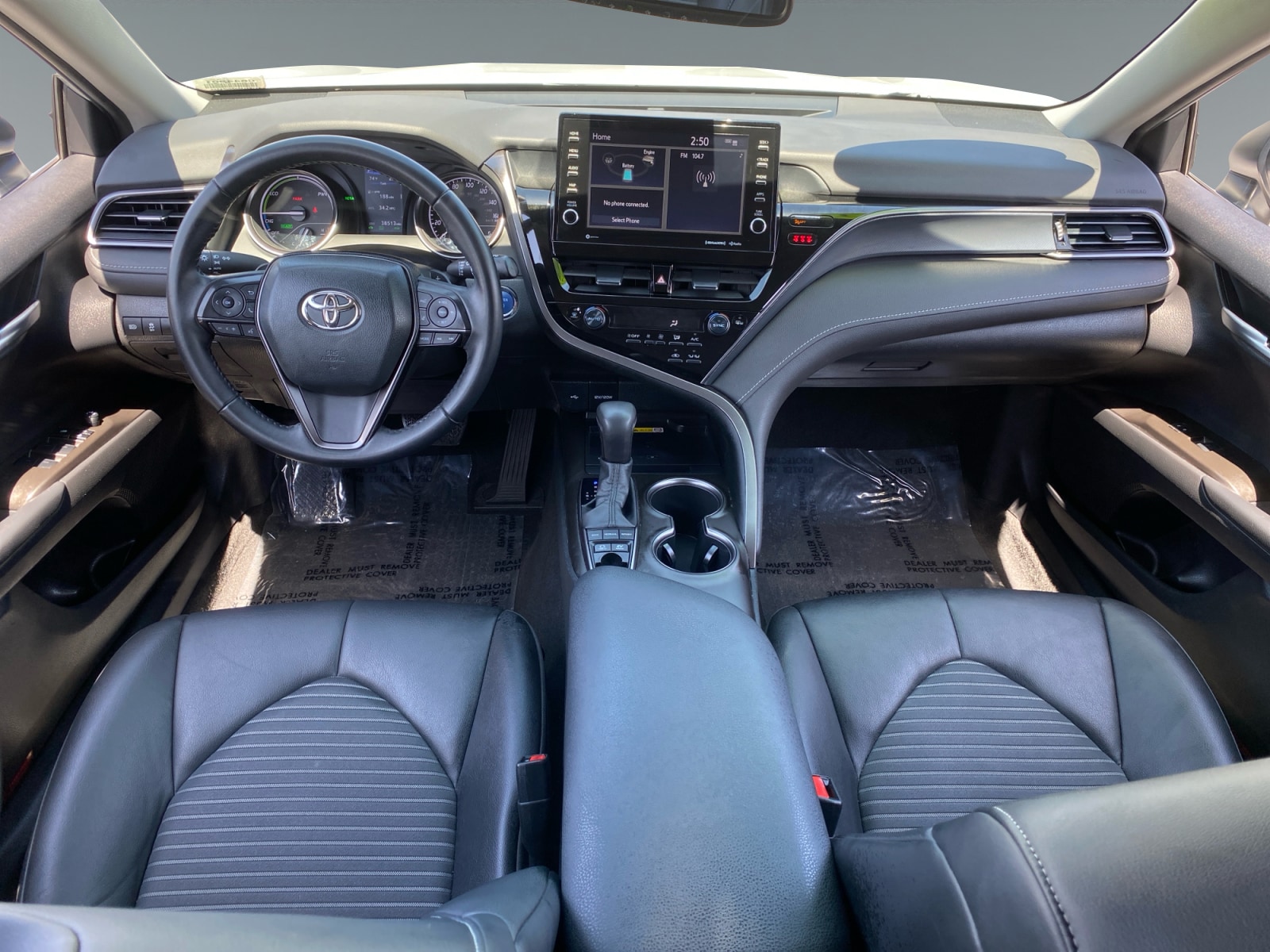 2023 Toyota Camry SE - Photo 10