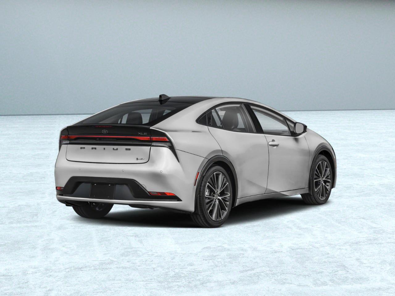 2026 Toyota Prius XLE photo 2