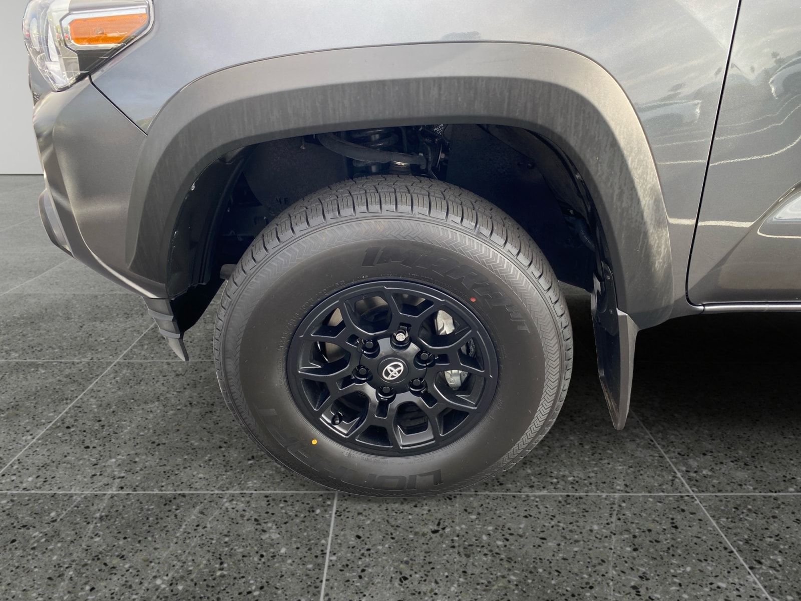2023 Toyota Tacoma SR5 - Photo 14