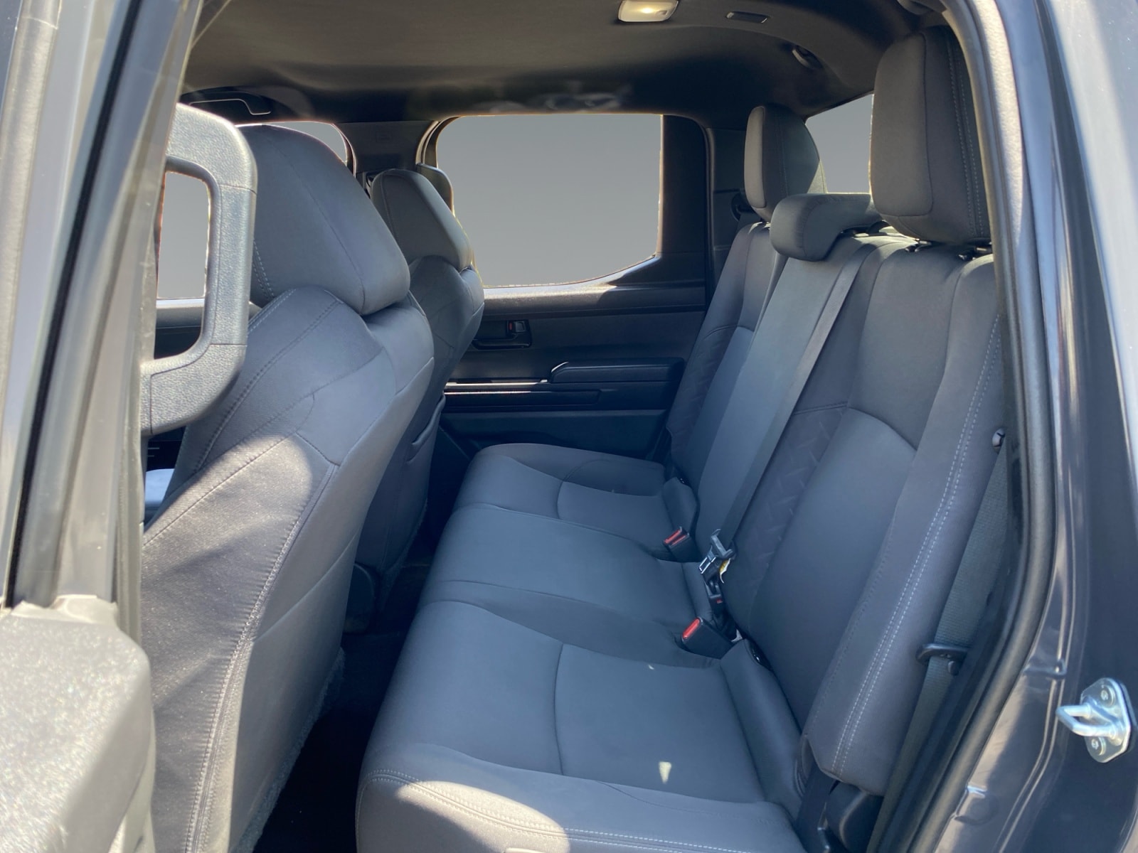 2024 Toyota Tacoma SR5 - Photo 13