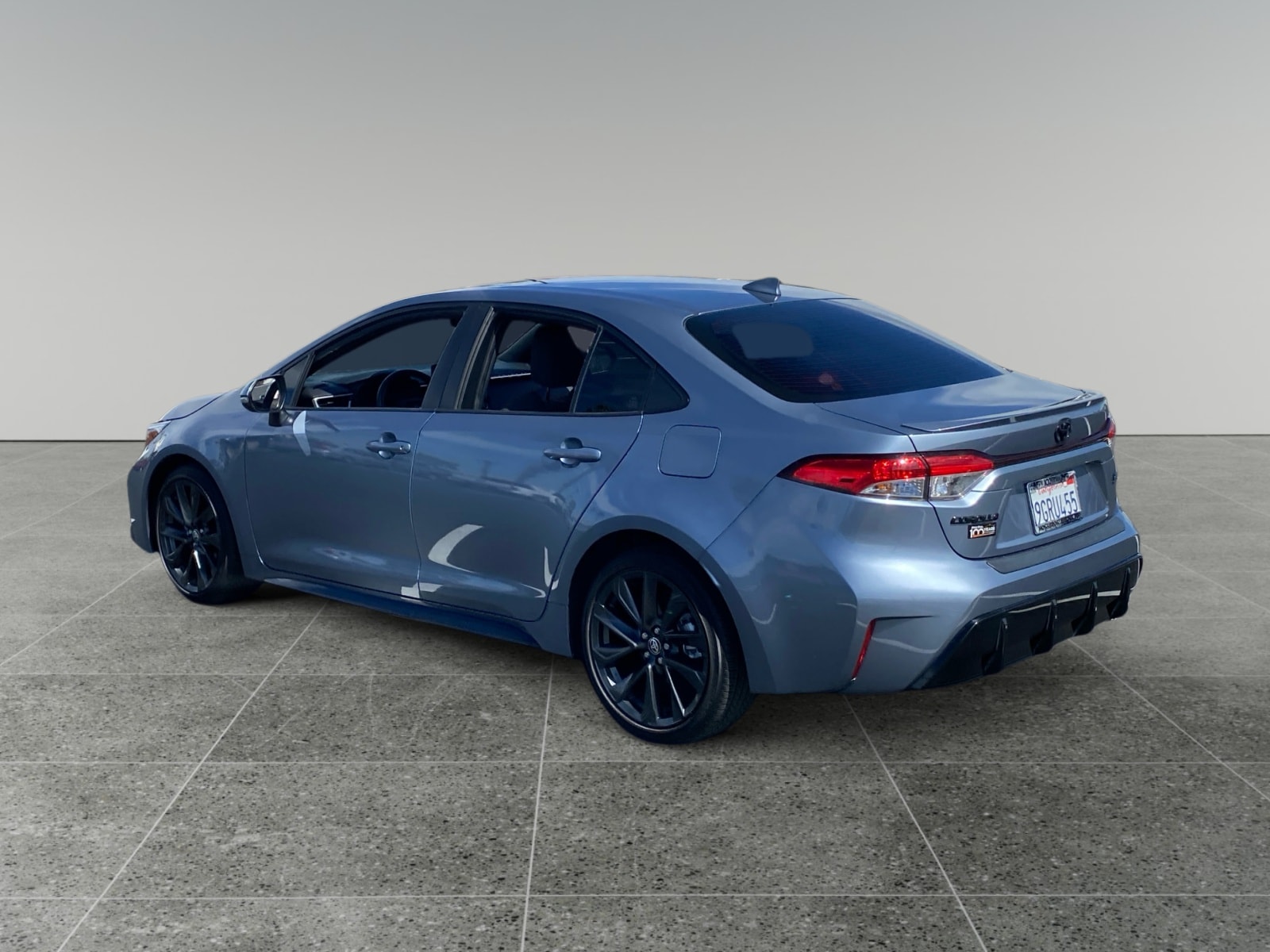 2023 Toyota Corolla SE photo 3