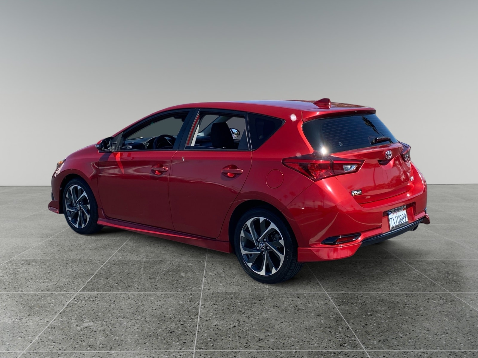 2017 Toyota Corolla iM Base photo 3