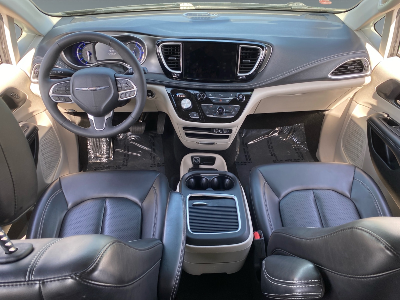2024 Chrysler Pacifica PHEV Select - Photo 10