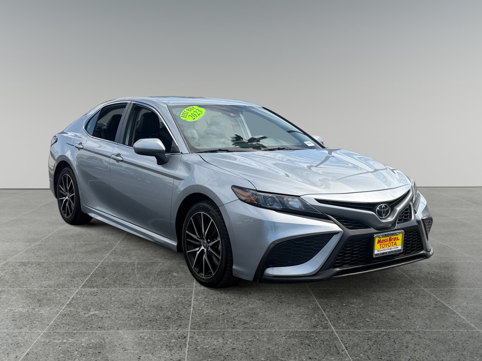 2024 Toyota Camry SE - Photo 7