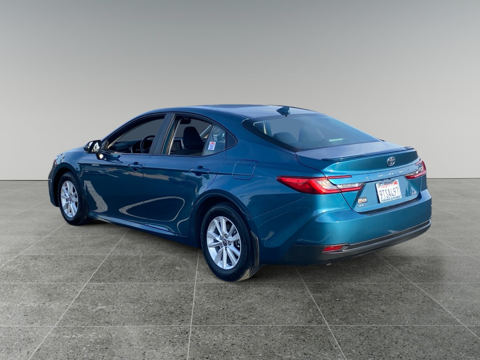 2025 Toyota Camry LE photo 3