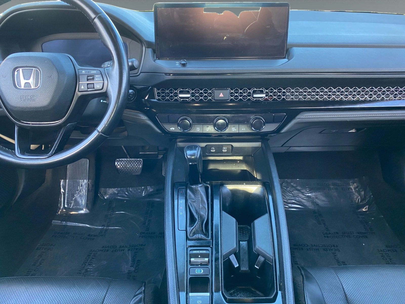 2023 Honda Accord Hybrid EX-L - Photo 11