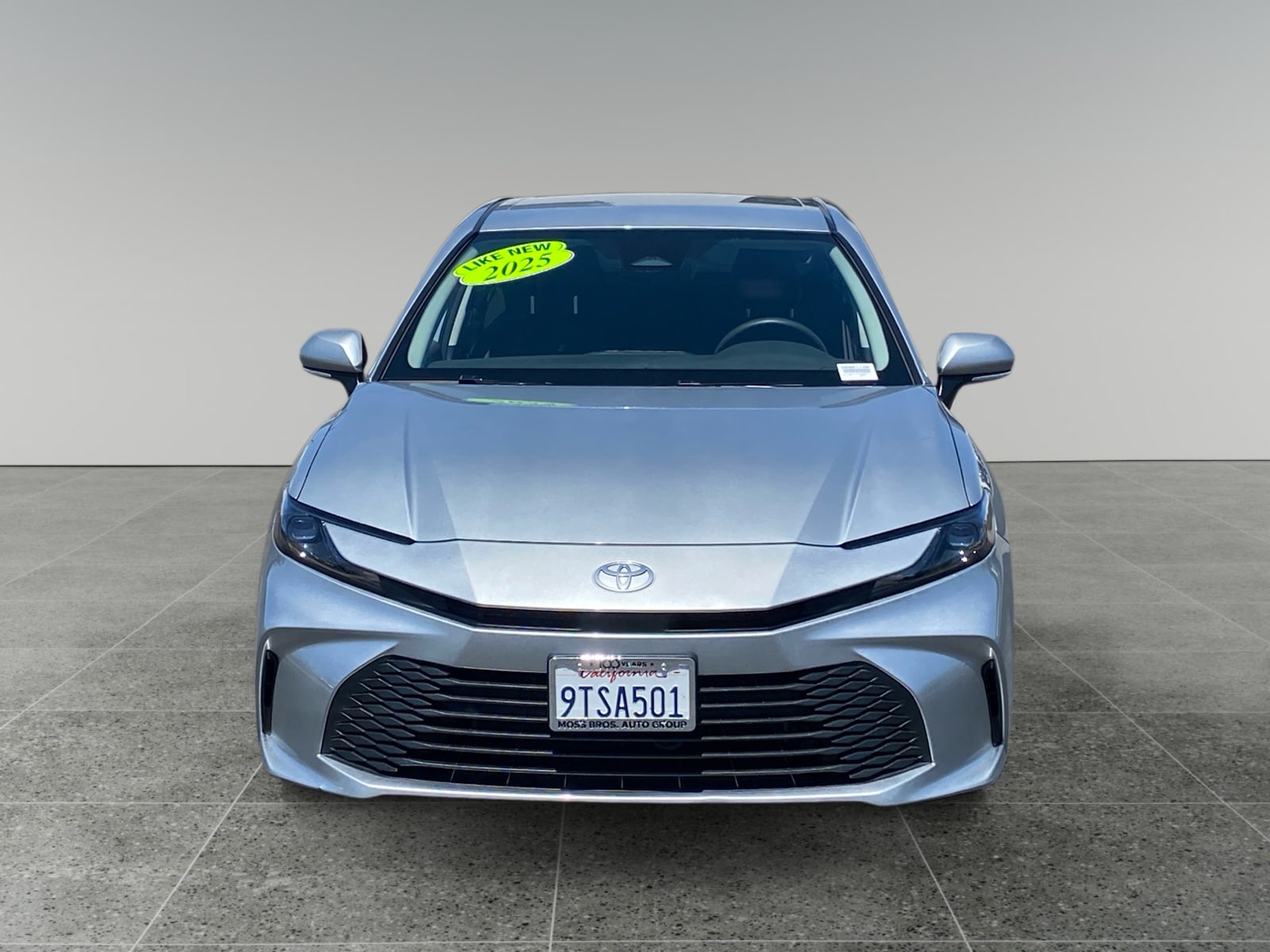 2025 Toyota Camry LE - Photo 8