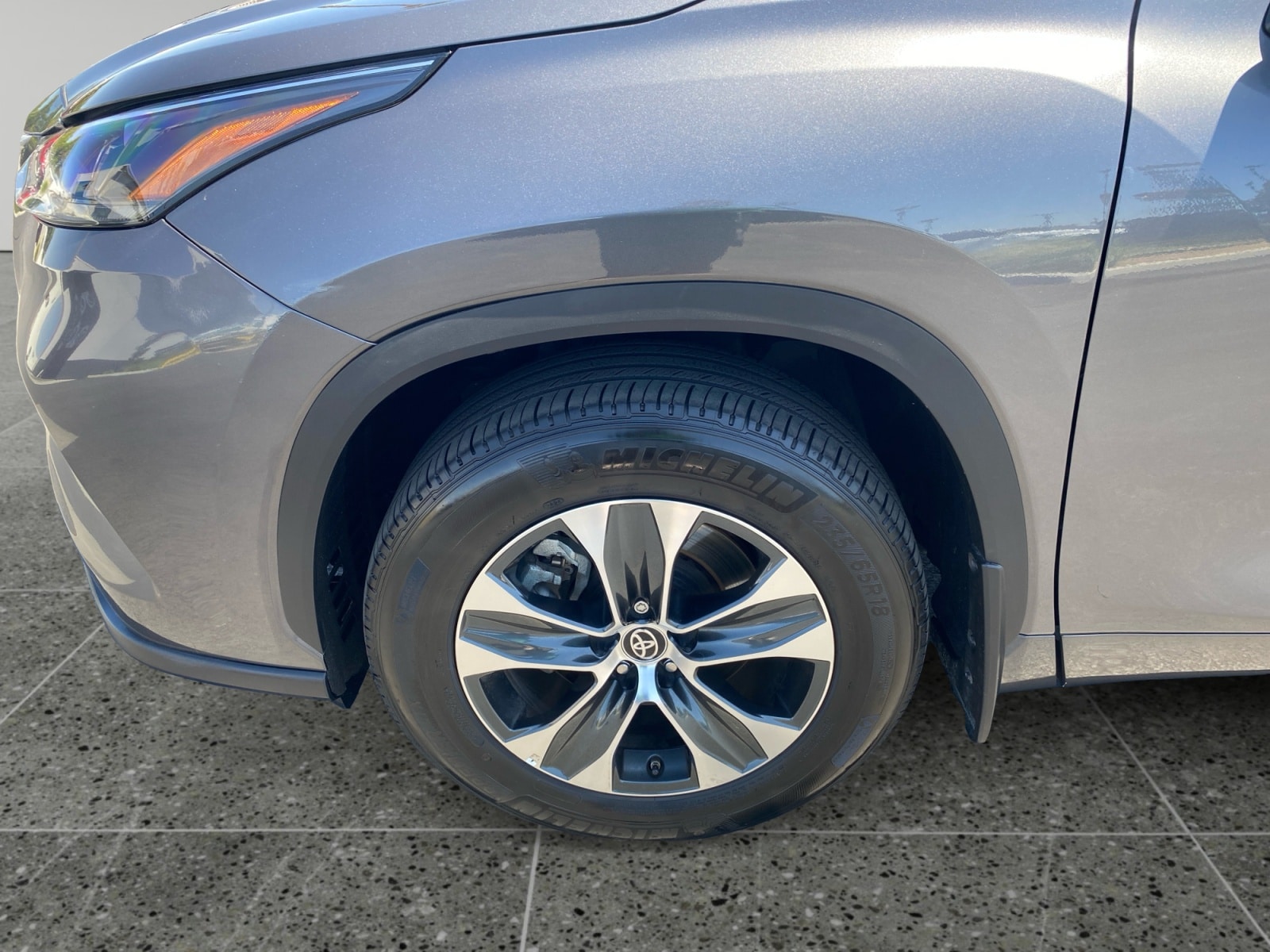 2024 Toyota Highlander XLE - Photo 14