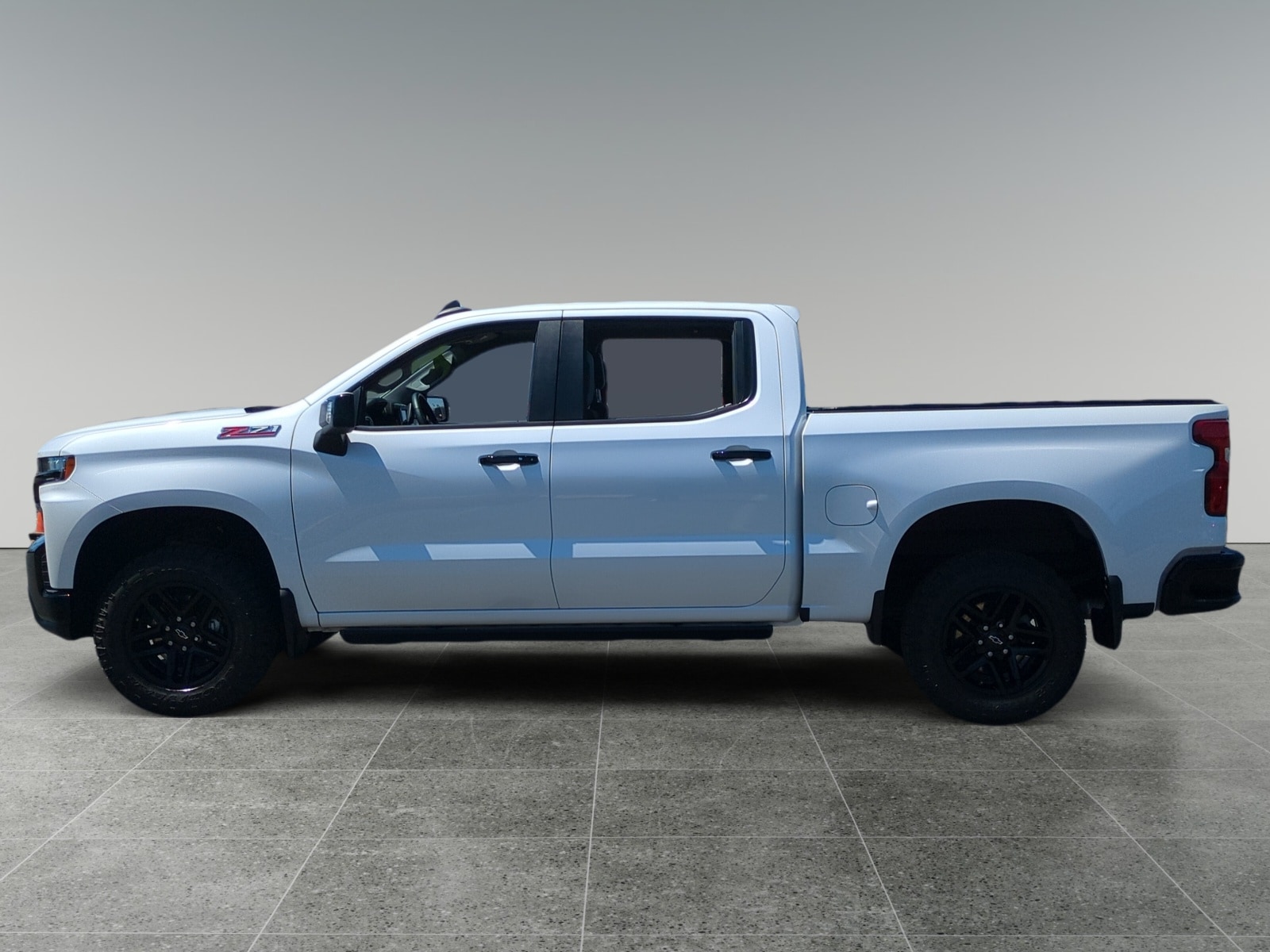 2022 Chevrolet Silverado 1500 LTD LT Trail Boss photo 2