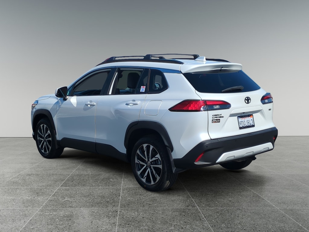 Used 2022 Toyota Corolla Cross XLE SUV