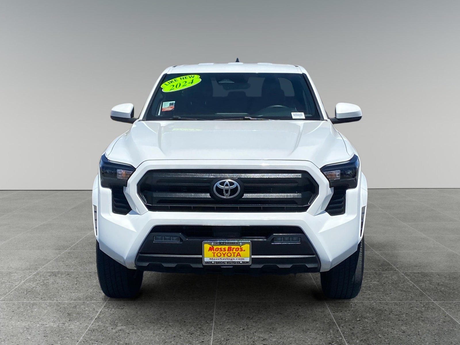2024 Toyota Tacoma SR5 - Photo 8