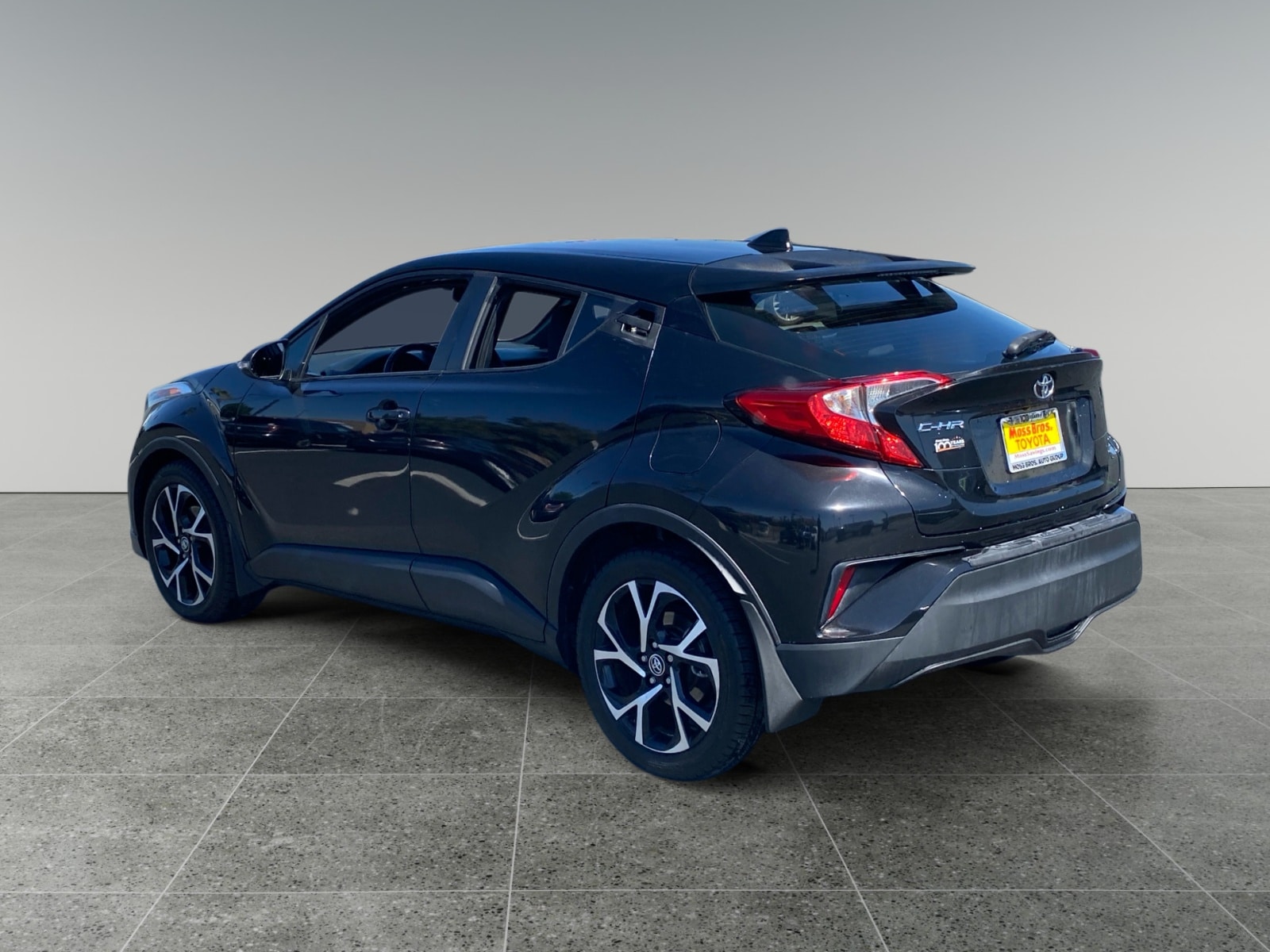 2018 Toyota C-HR XLE photo 3