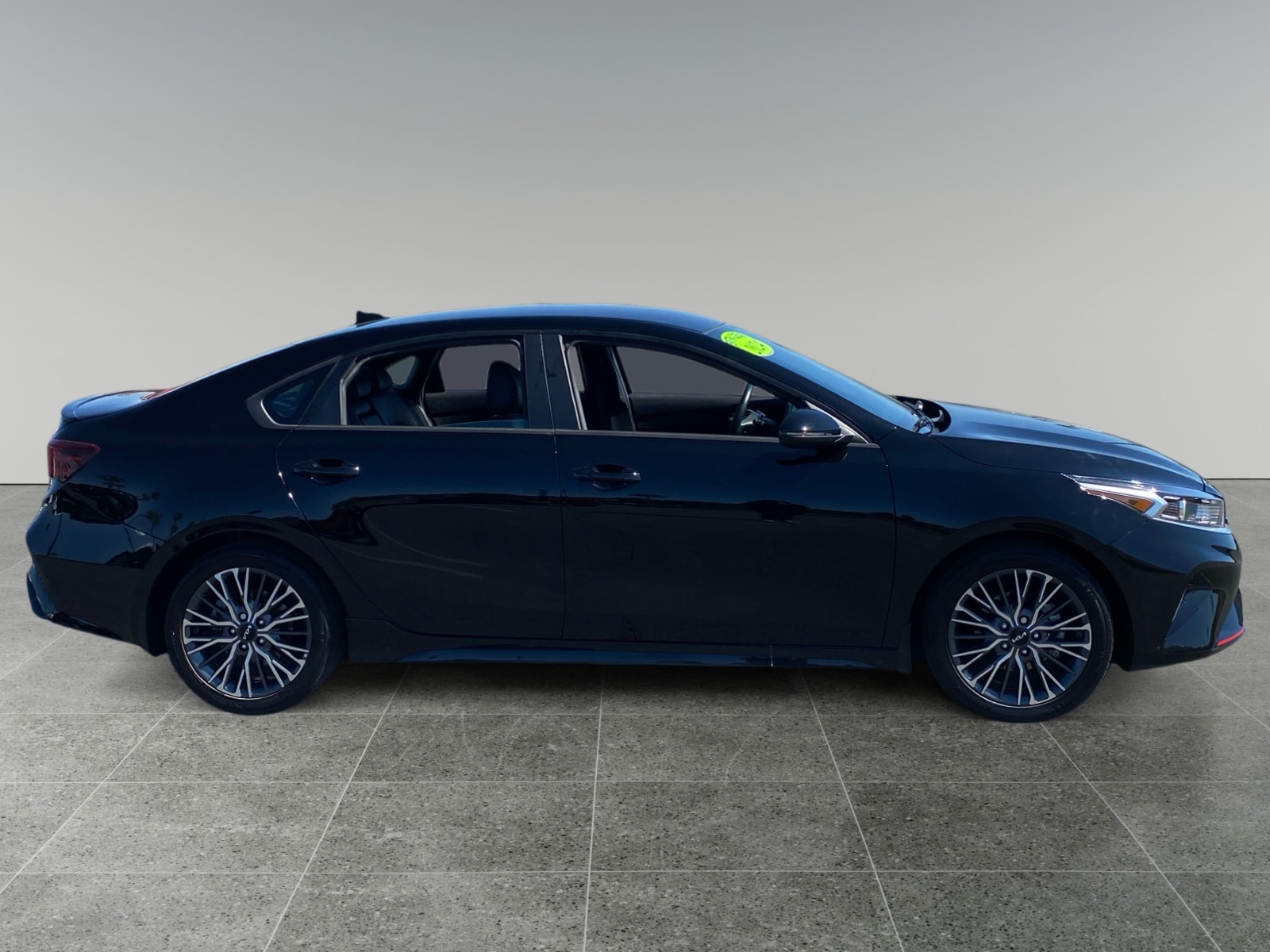 2024 Kia Forte GT-Line photo 6