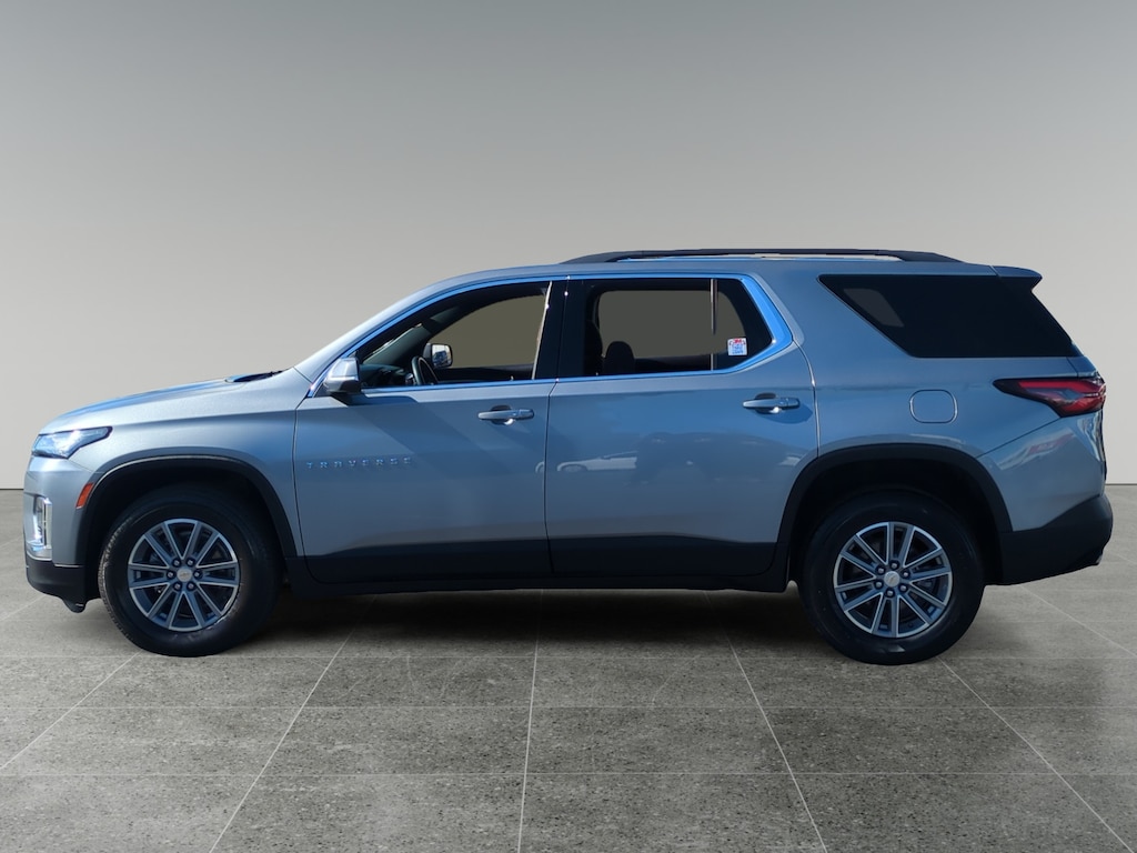 Used 2023 Chevrolet Traverse LT SUV