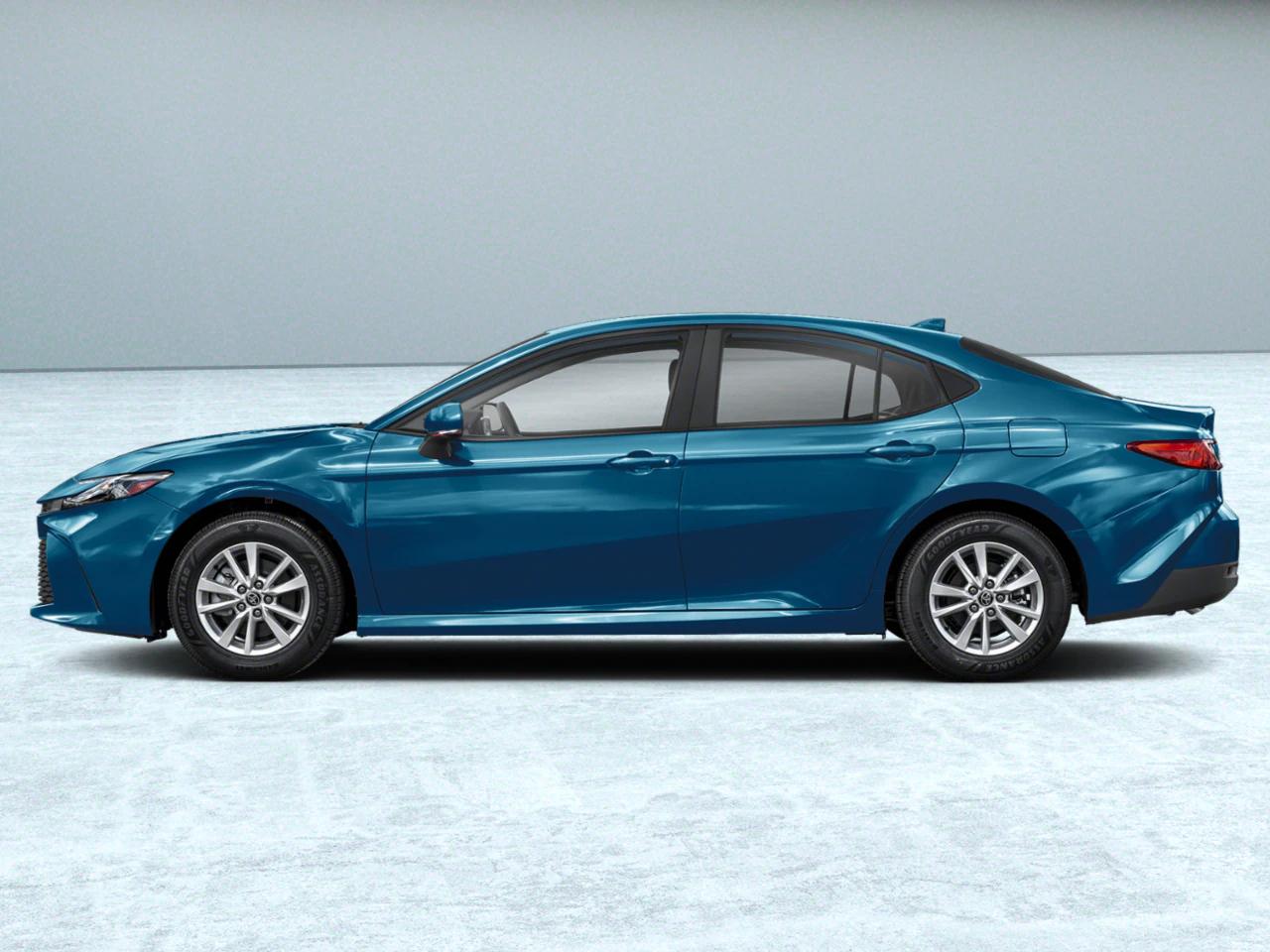 2026 Toyota Camry LE photo 3