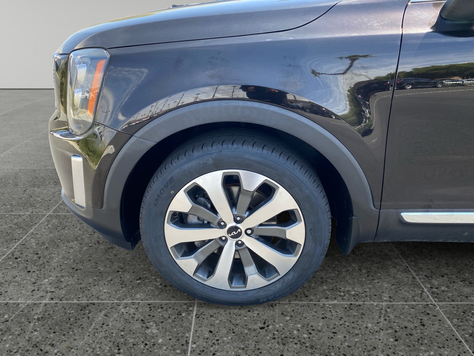 2022 Kia Telluride EX - Photo 14