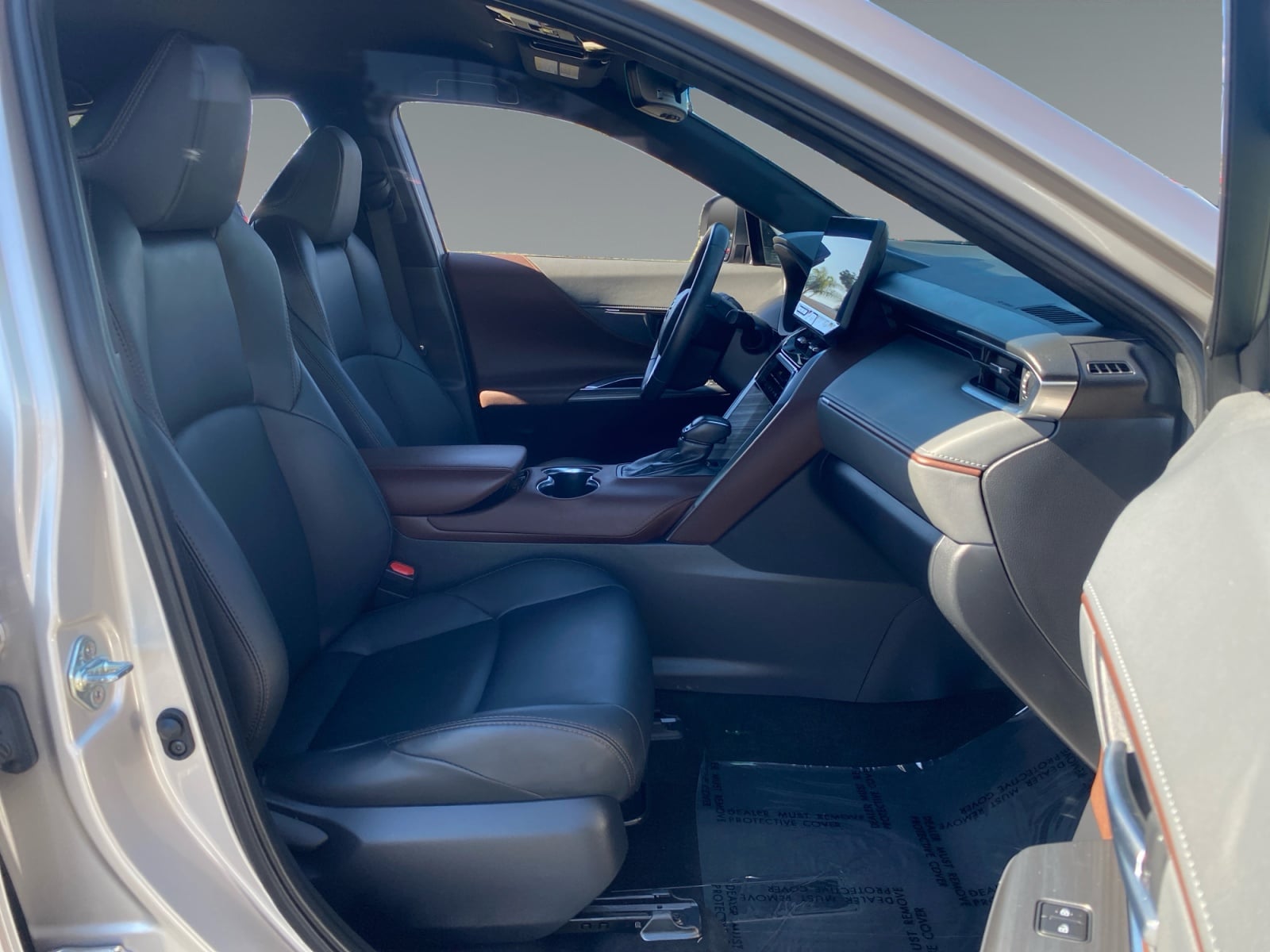 2024 Toyota Venza XLE - Photo 15