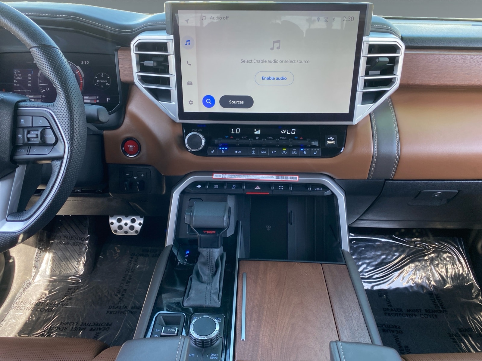 2025 Toyota Tundra 1794 Edition - Photo 11