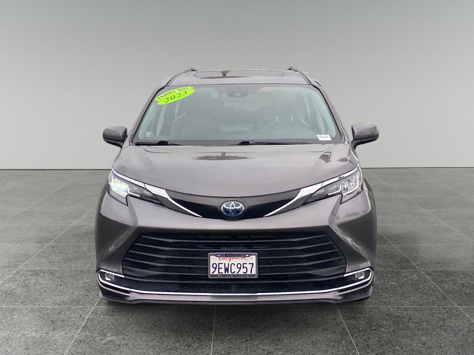 2023 Toyota Sienna XLE - Photo 8