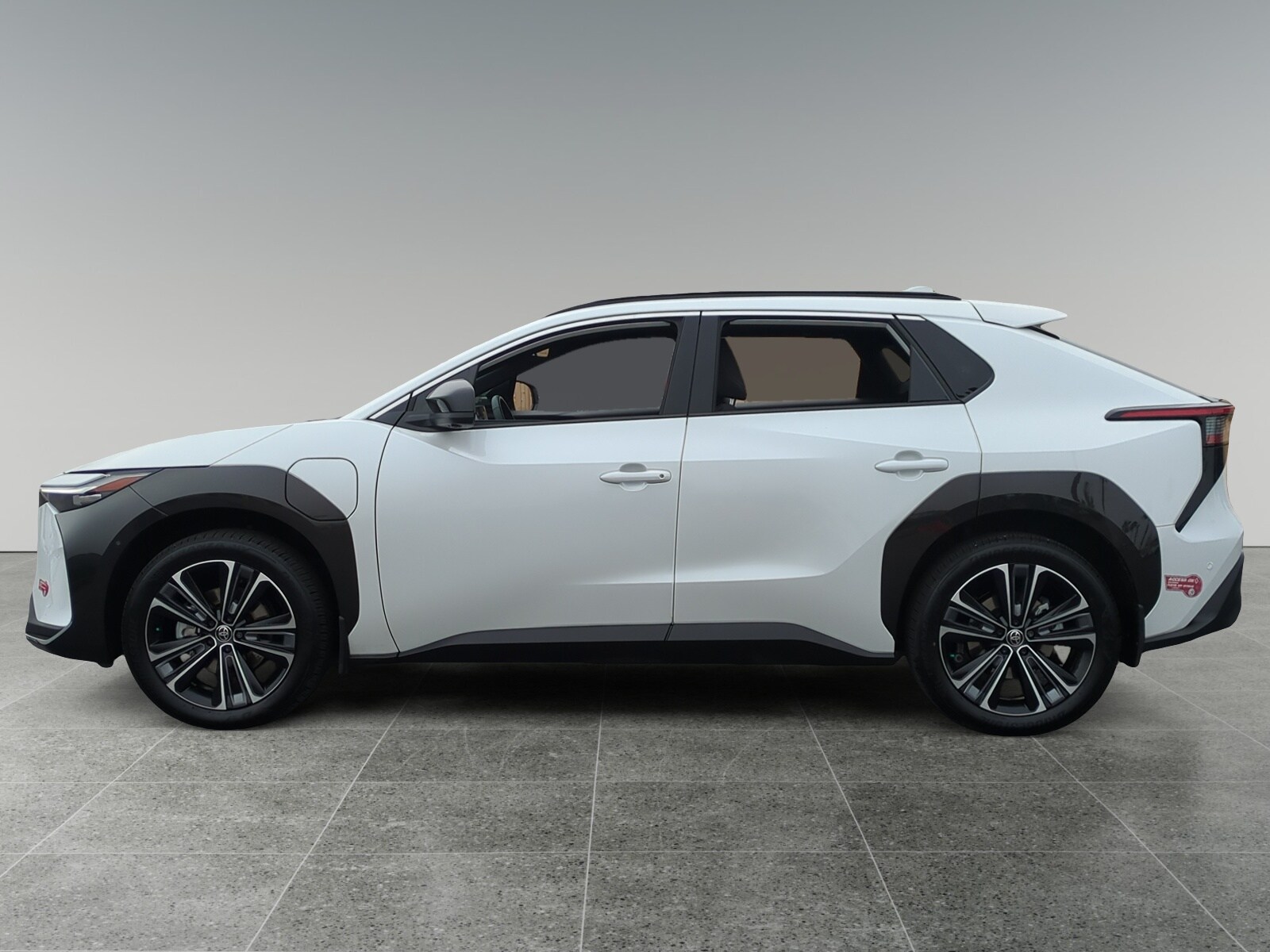 2024 Toyota bZ4X Limited photo 2
