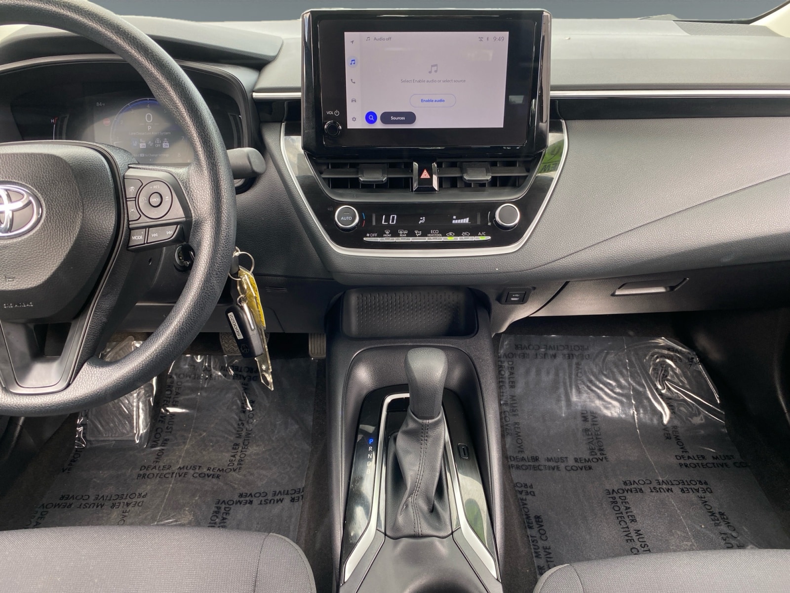 2026 Toyota Corolla LE - Photo 11