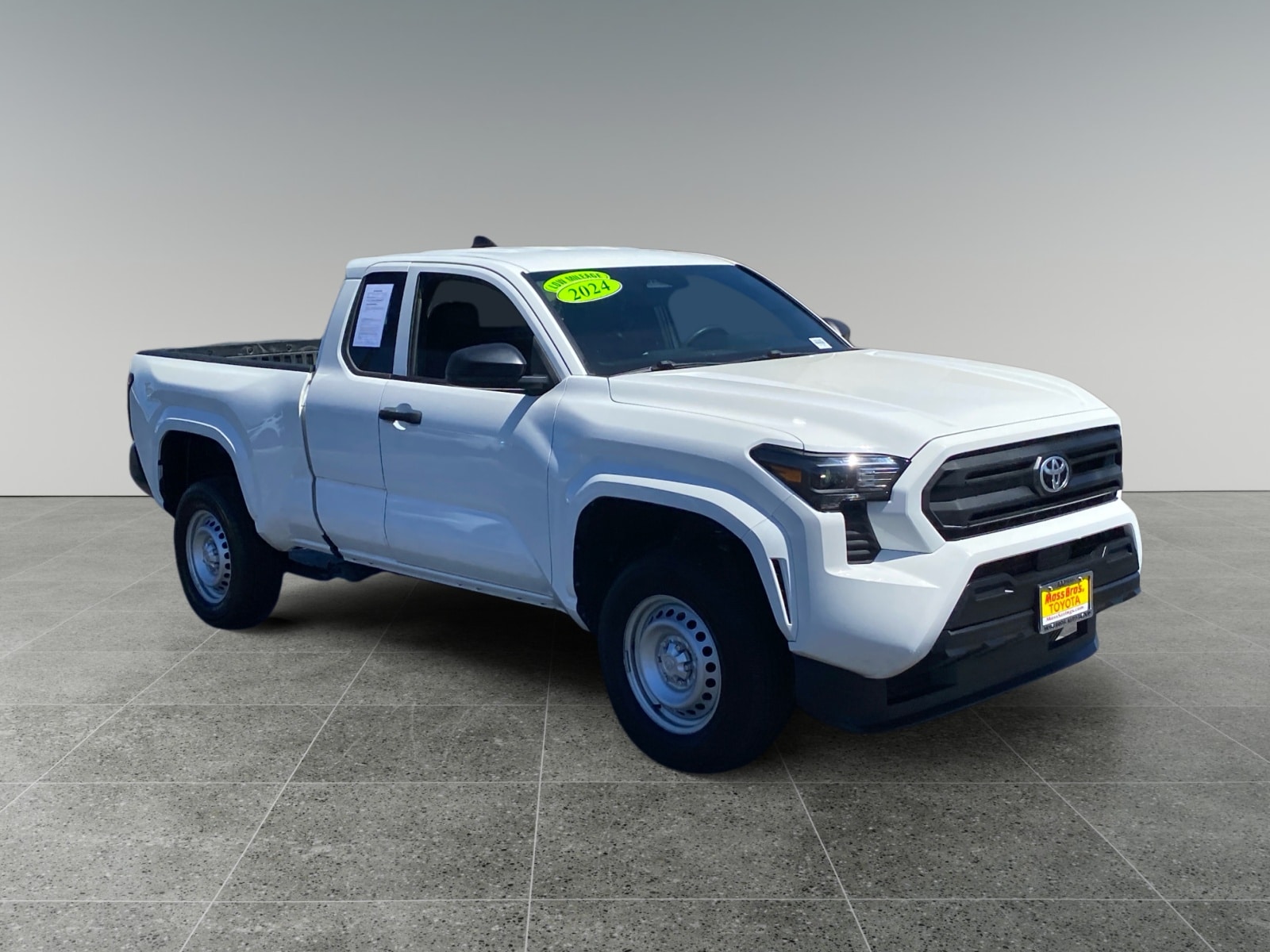2024 Toyota Tacoma SR - Photo 7
