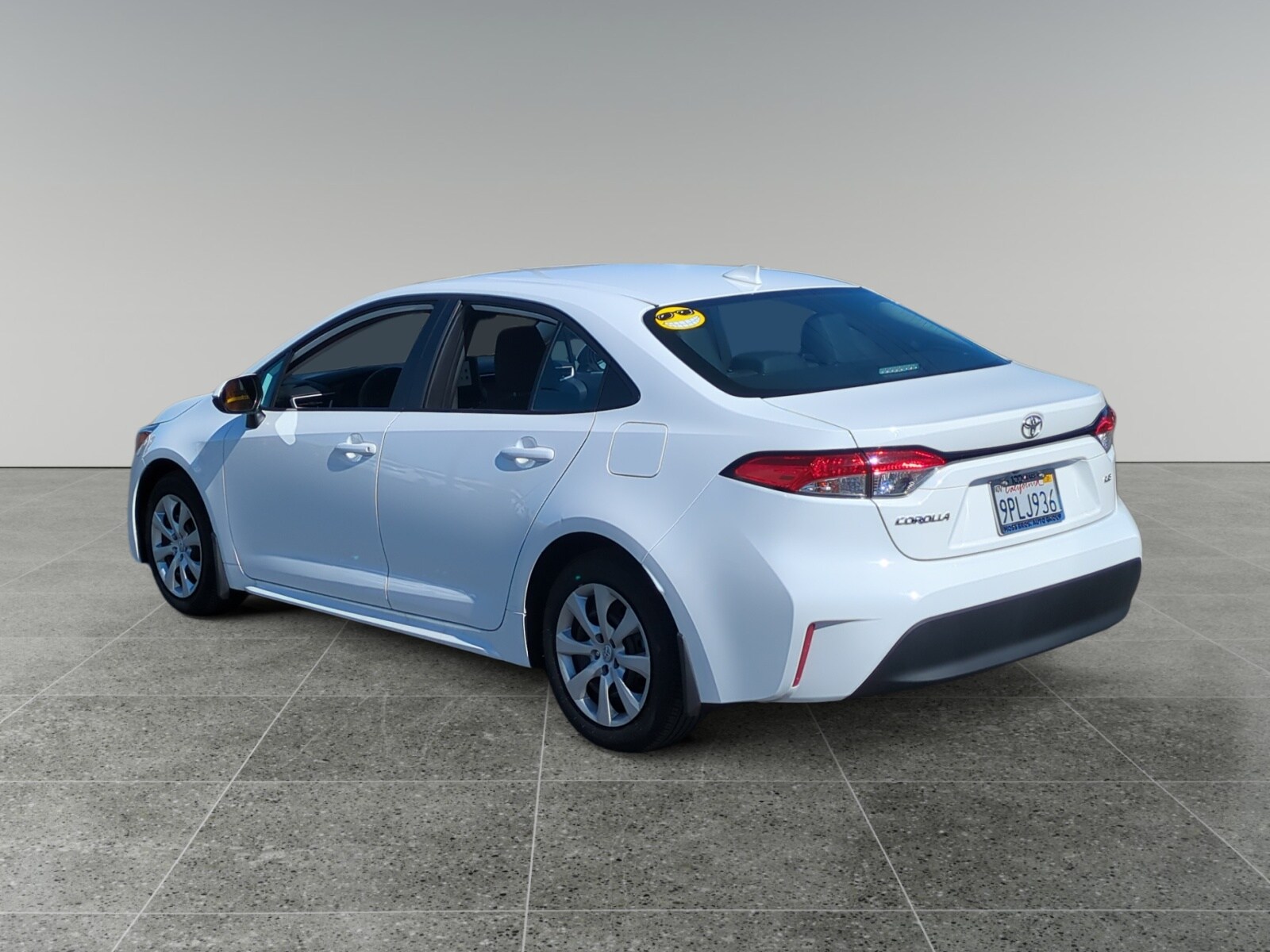 2025 Toyota Corolla LE photo 3