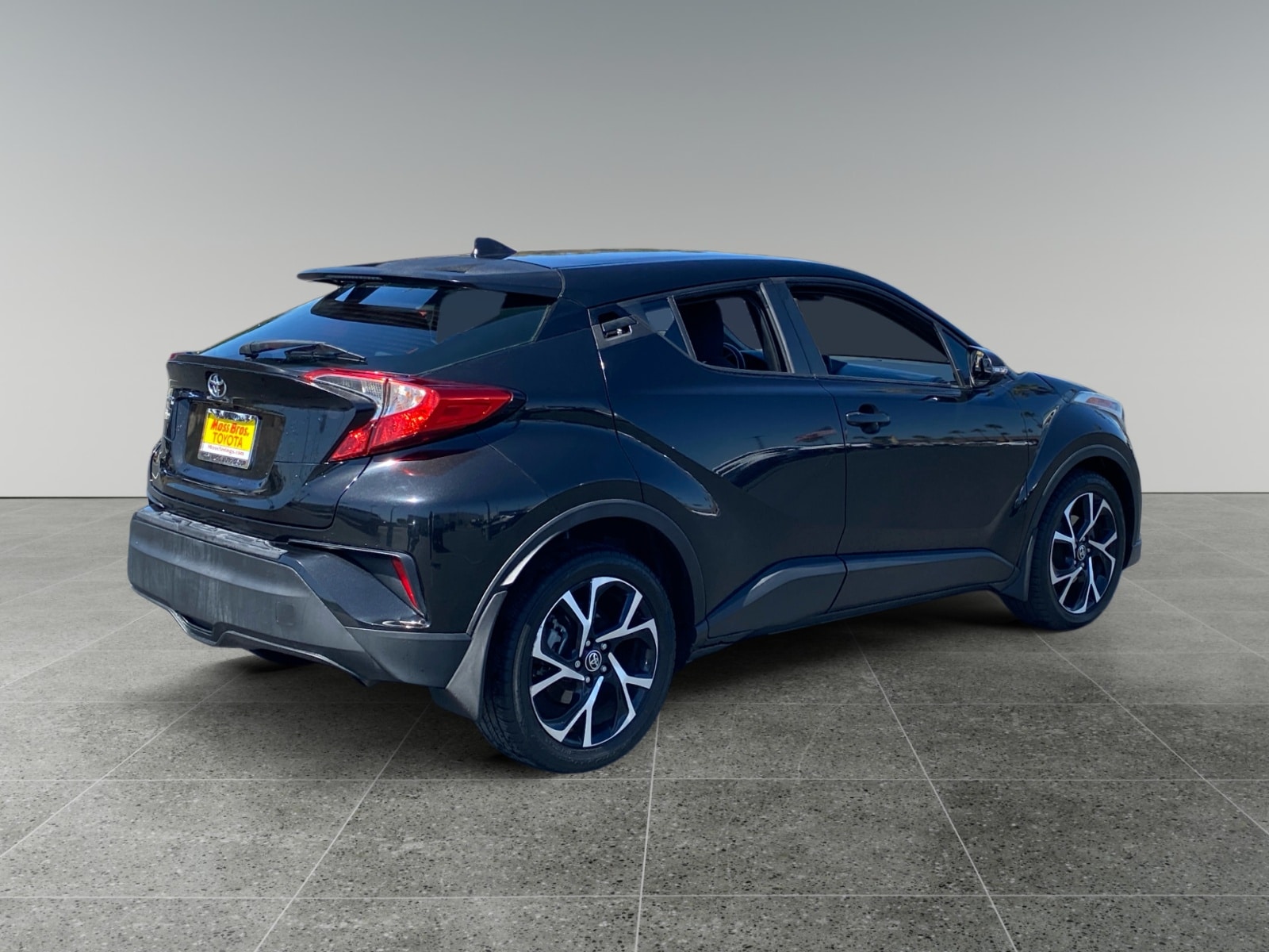 2018 Toyota C-HR XLE photo 5