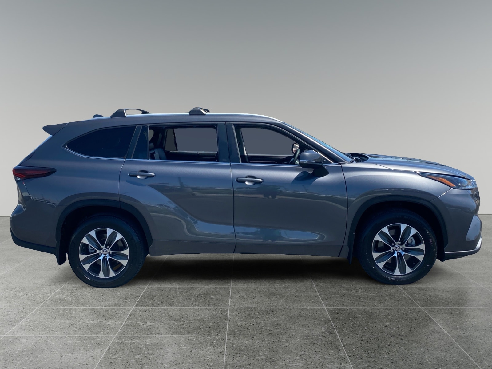 2024 Toyota Highlander XLE - Photo 6