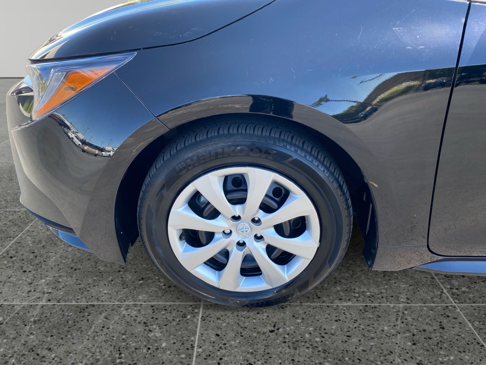 2026 Toyota Corolla LE - Photo 12