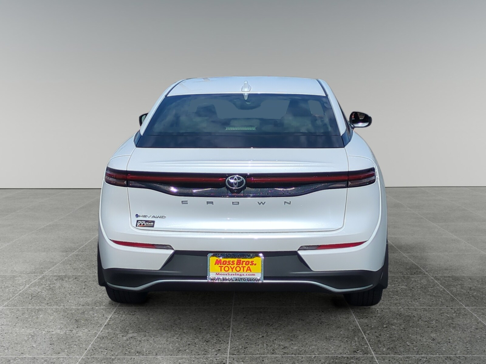 2024 Toyota Crown XLE photo 4