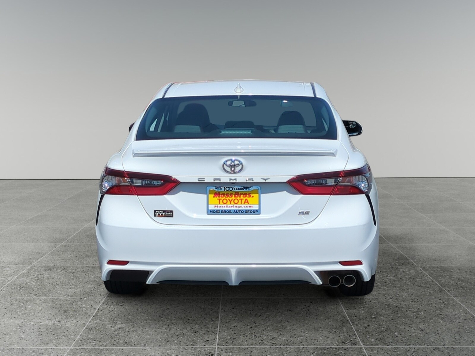 2024 Toyota Camry SE photo 4