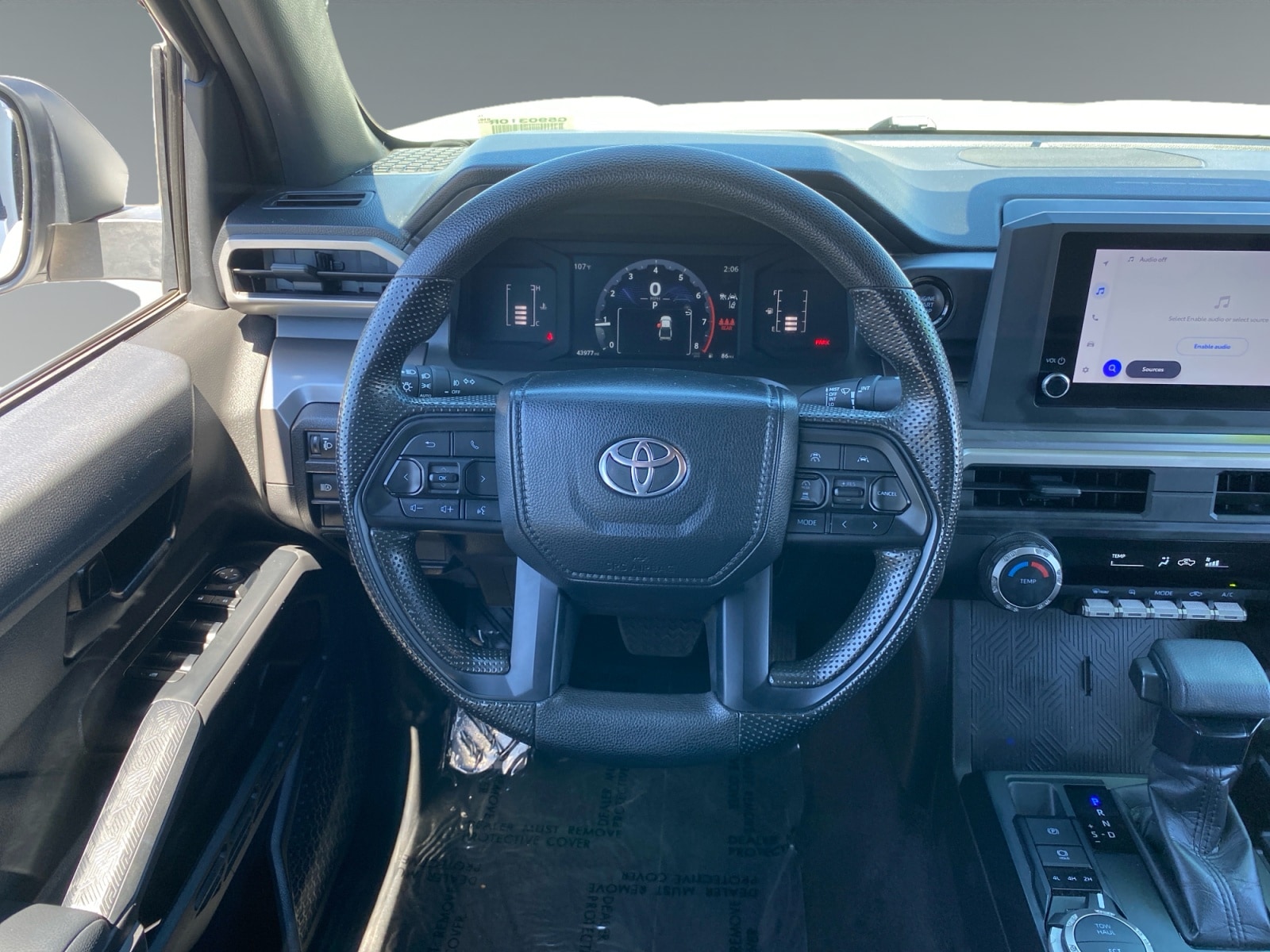 2024 Toyota Tacoma SR5 - Photo 12