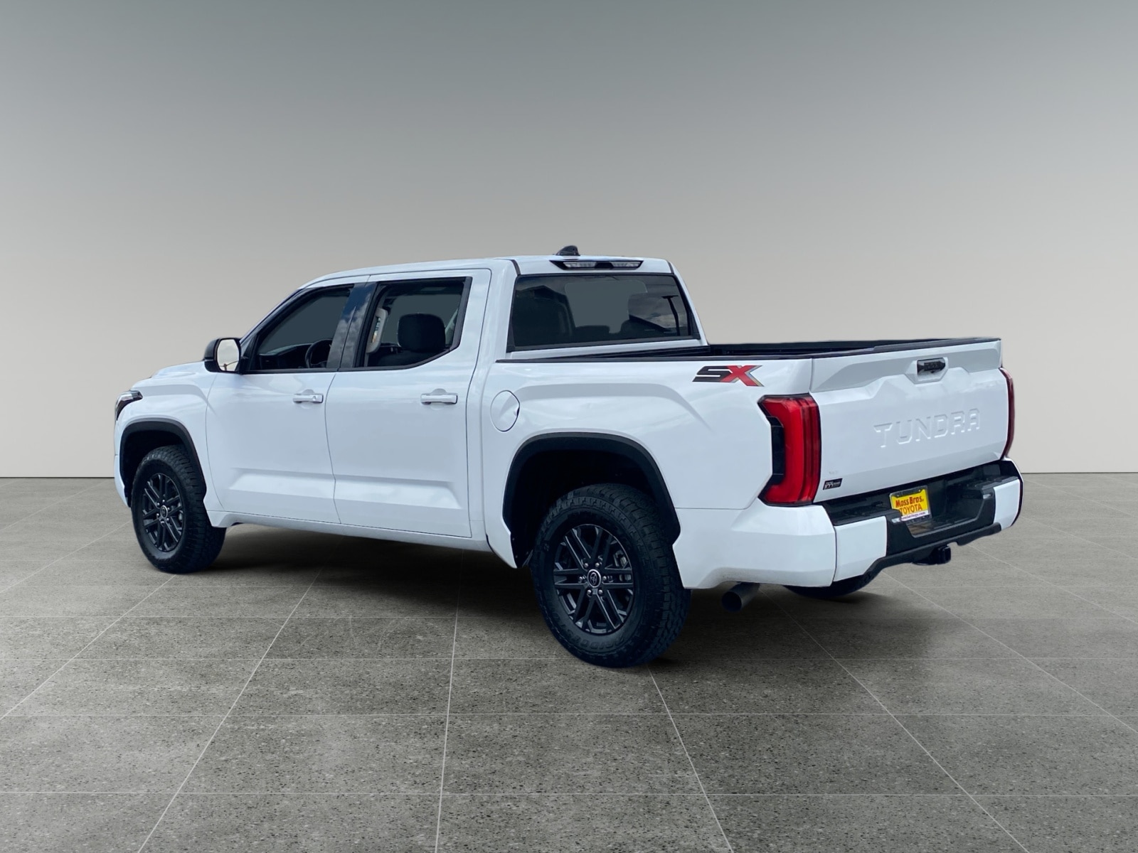 2023 Toyota Tundra SR5 photo 3