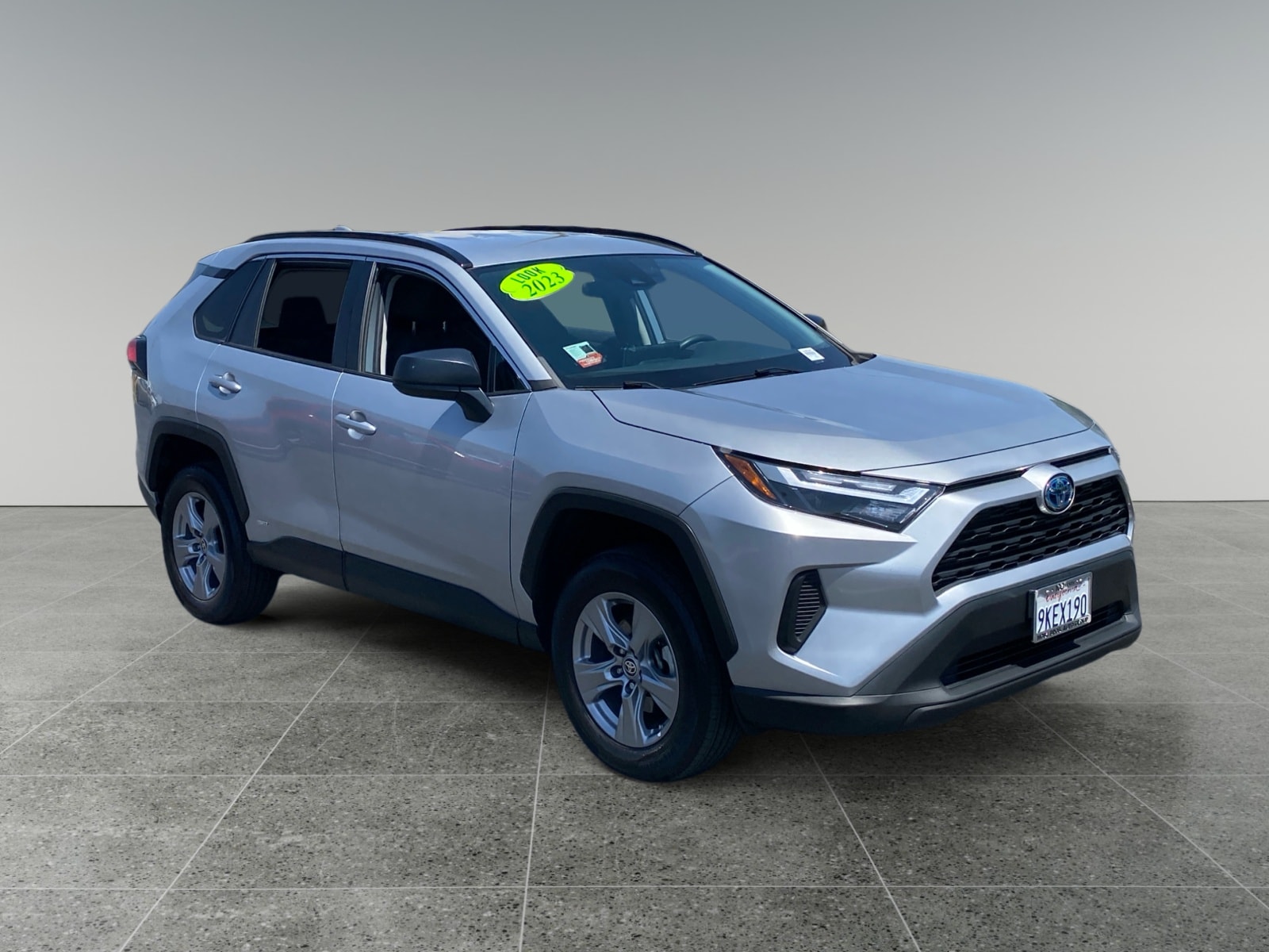 2023 Toyota RAV4 LE - Photo 7