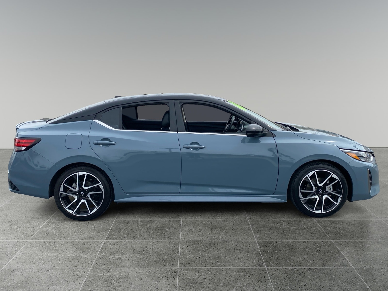 2024 Nissan Sentra SR photo 6