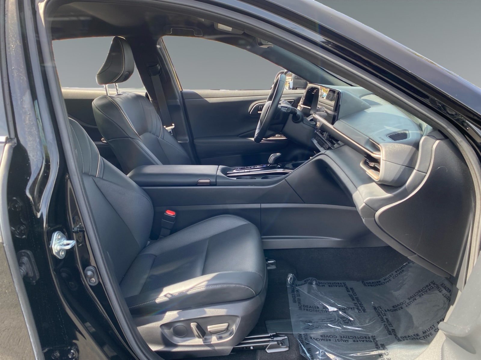 2025 Toyota Crown XLE - Photo 15