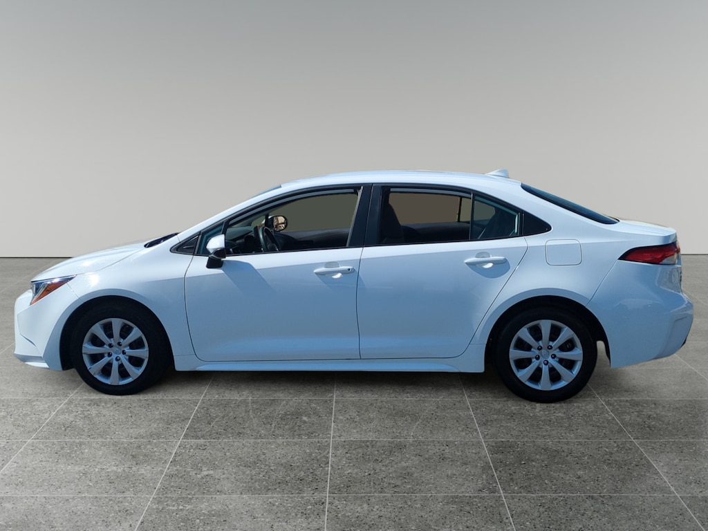 Used 2024 Toyota Corolla LE Sedan