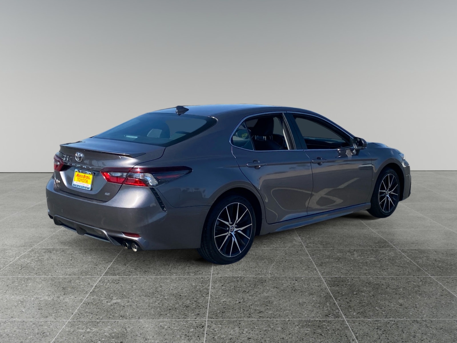 2024 Toyota Camry SE photo 5