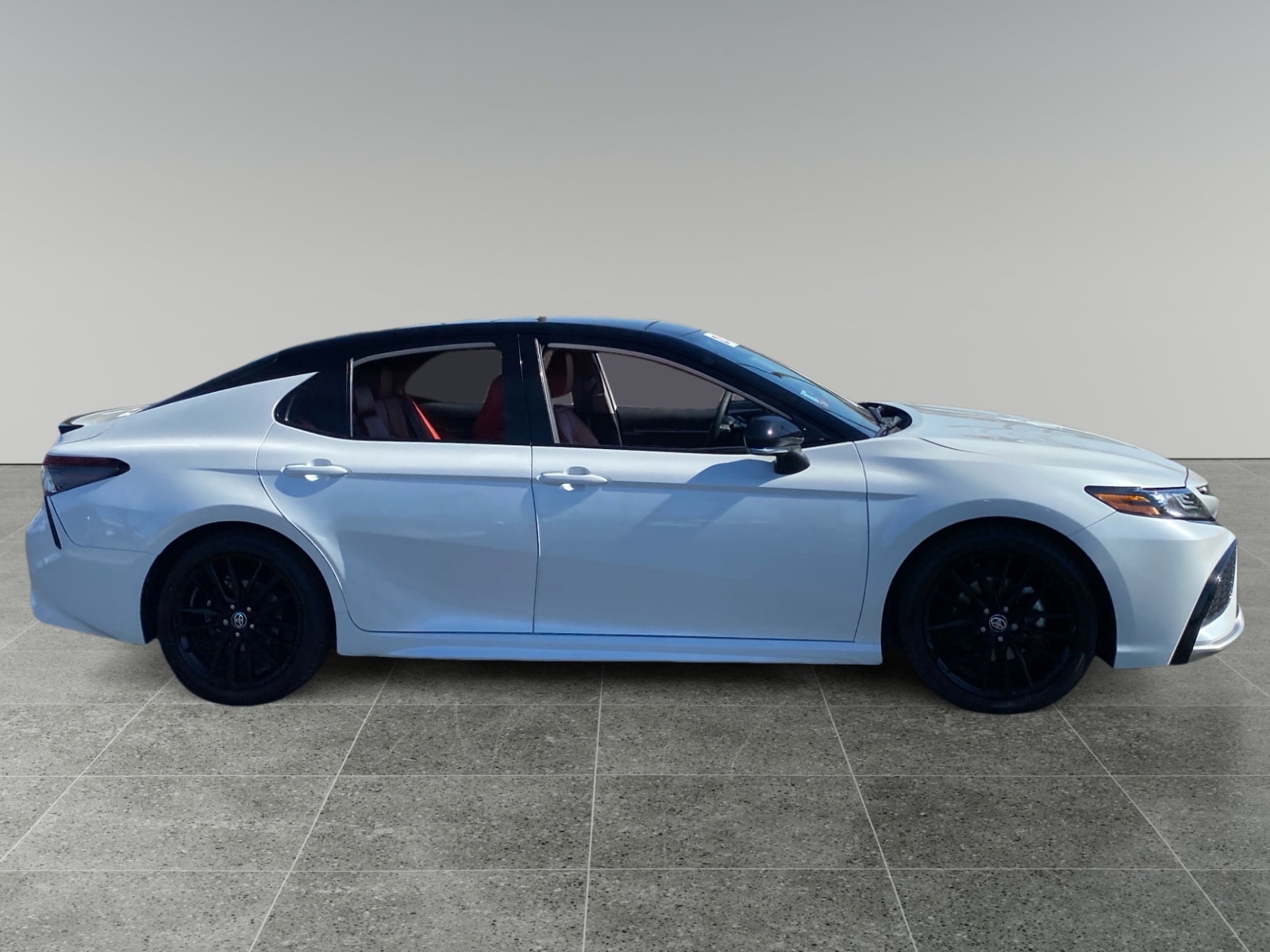 2024 Toyota Camry XSE - Photo 6