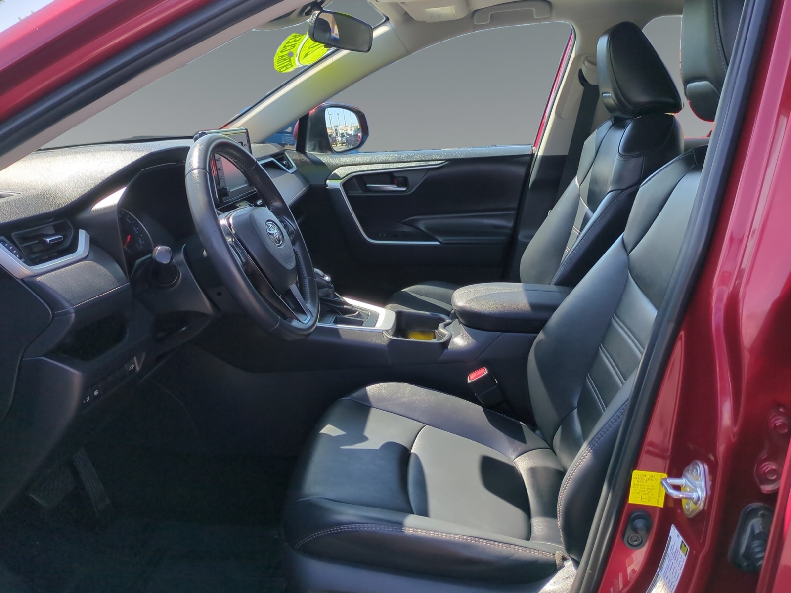 2019 Toyota RAV4 XLE Premium - Photo 9