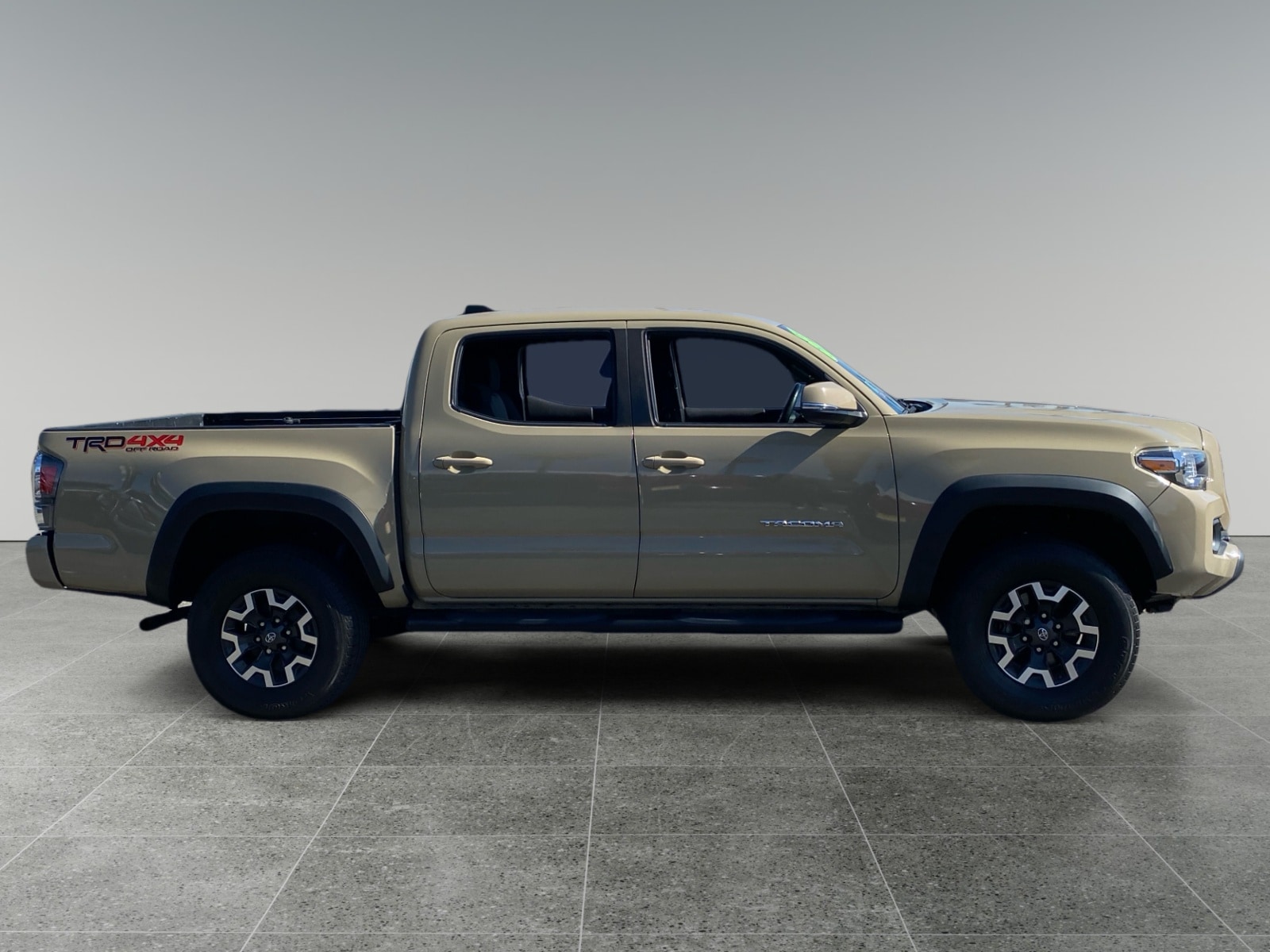 2020 Toyota Tacoma TRD Off-Road photo 6