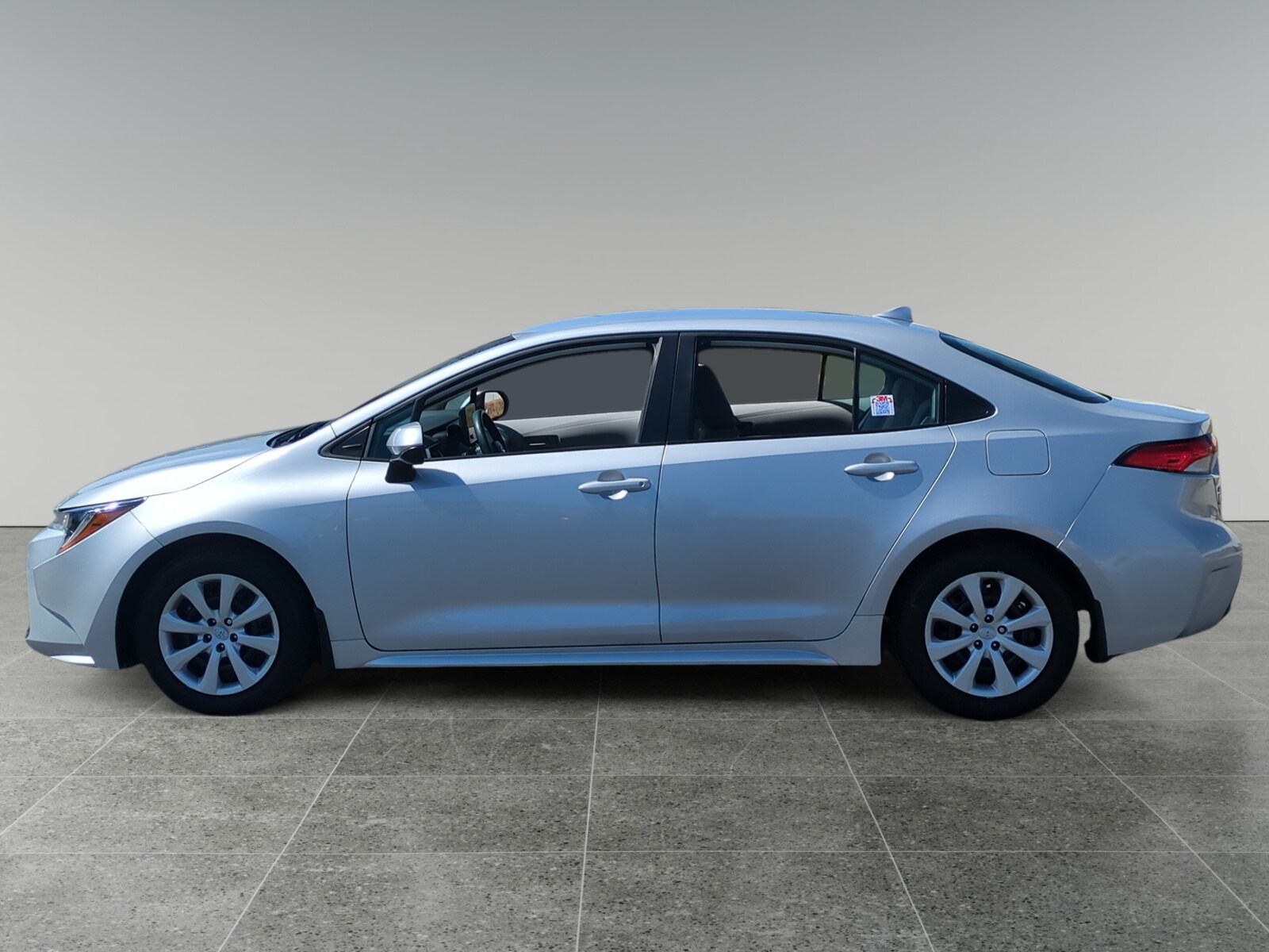 2025 Toyota Corolla LE photo 2
