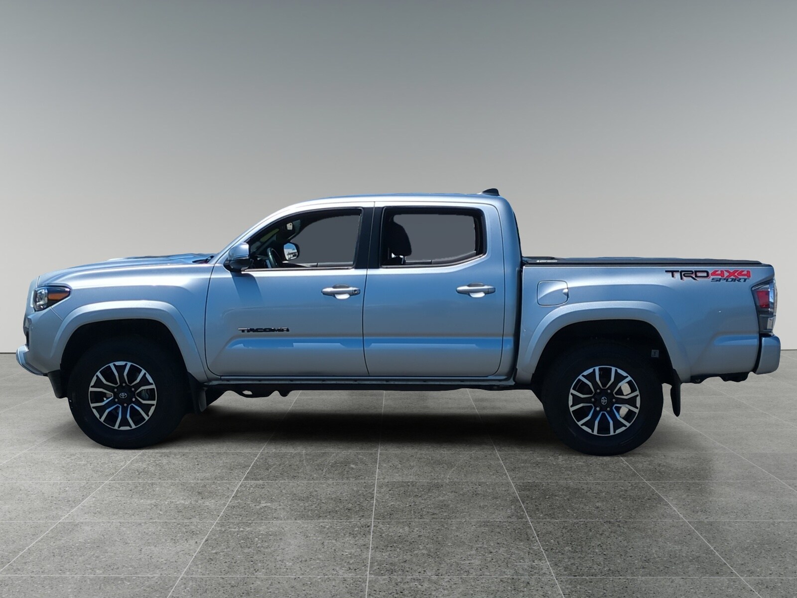 2023 Toyota Tacoma TRD Sport Double Cab photo 2