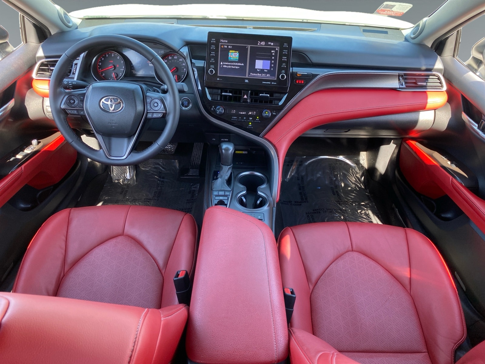 2024 Toyota Camry XSE - Photo 10