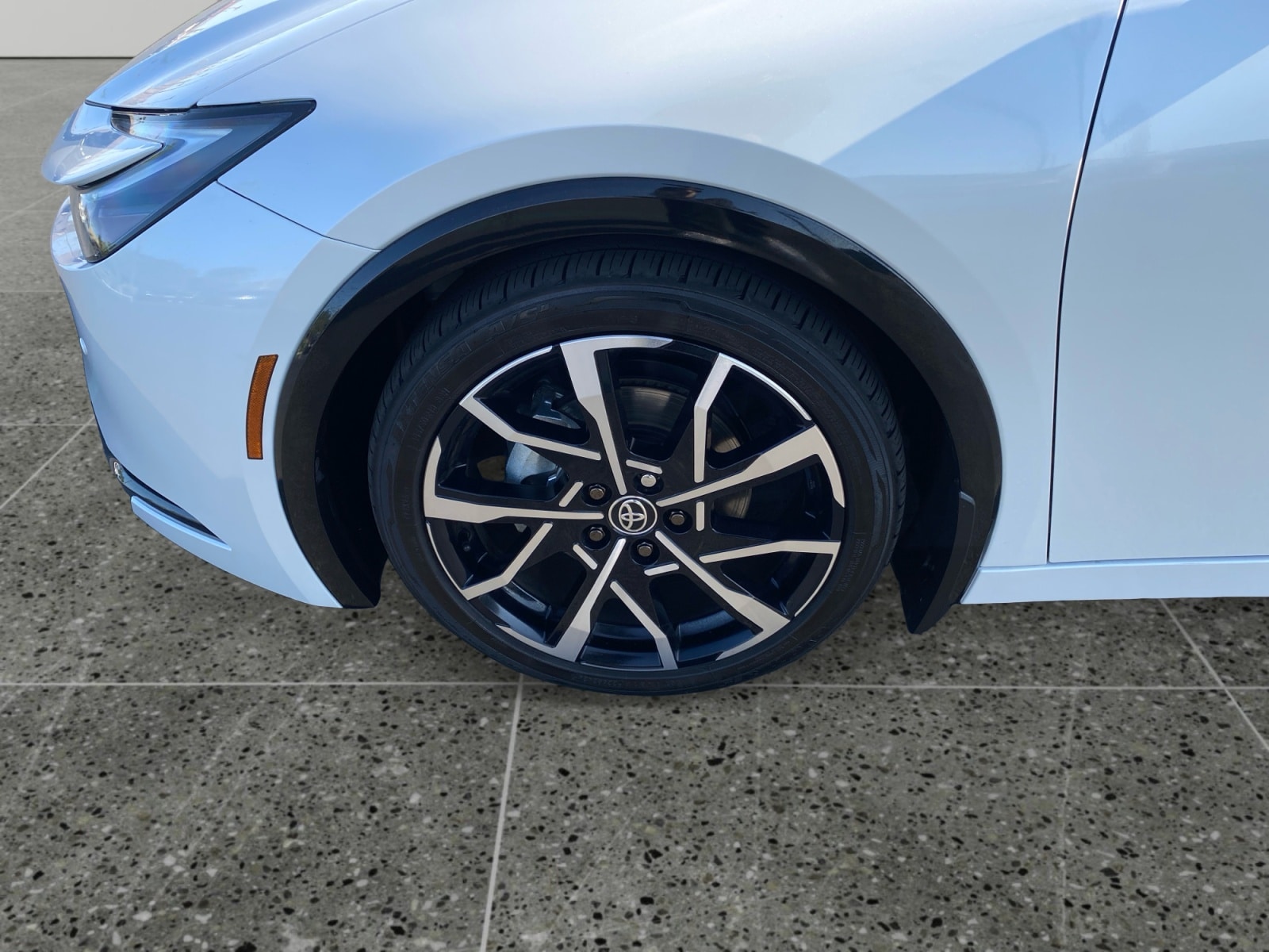 2024 Toyota Prius Prime XSE Premium - Photo 14