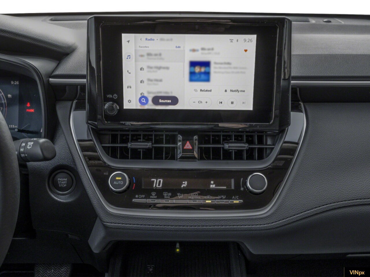 2026 Toyota Corolla Cross LE - Photo 8